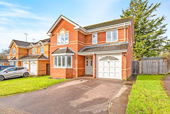 4 Bedroom Detached House For Sale In Hunters Way, Spencers Wood, Reading, RG7