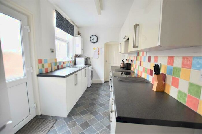 4 Bedroom Terraced House To Rent In Cambridge Street, Leicester, LE3