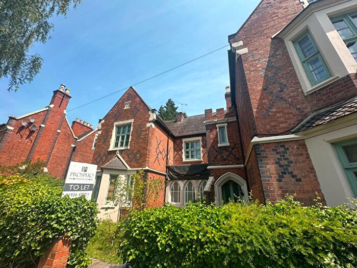 2 Bedroom Flat To Rent In Bed Flat, St Marys Road, CV31