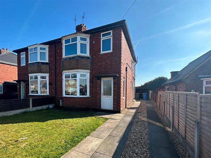 3 Bedroom Semi-Detached House To Rent In Devonshire Road, Harworth, Doncaster, DN11