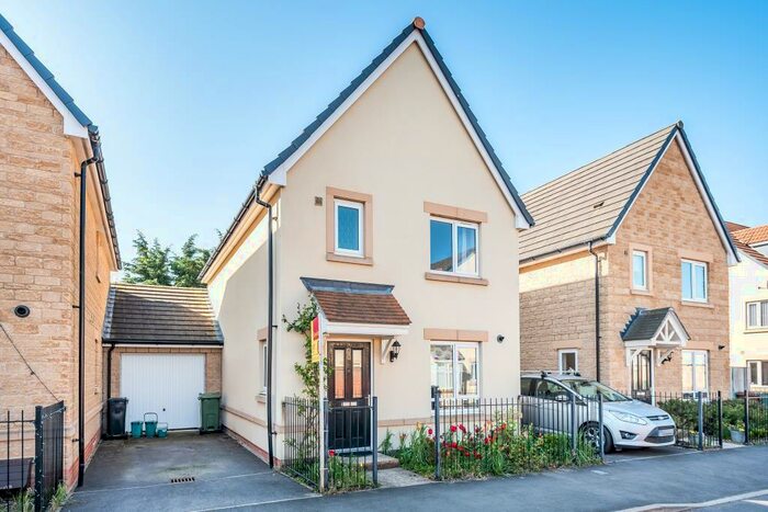 3 Bedroom Semi-Detached House To Rent In Great Western Park, Didcot, OX11