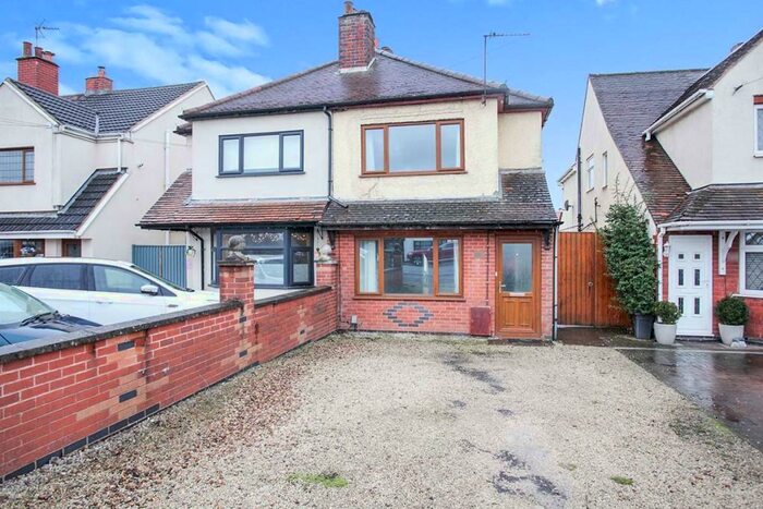 2 Bedroom Semi-Detached House To Rent In Watling Street, Nuneaton, Warwickshire, CV11