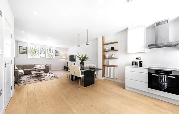 2 Bedroom Flat To Rent In York Street, Marylebone, London, W1H