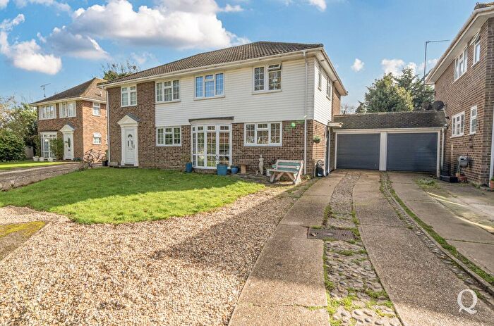 3 Bedroom Semi Detached House For Sale In Woodcourt Close, Sittingbourne, Kent, ME10