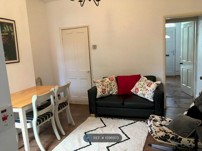 3 Bedroom Terraced House To Rent In Mornington Road, Norwich, NR2