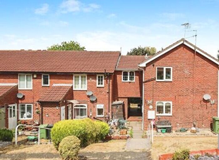 1 Bedroom Flat To Rent In Dove Drive, Ambelcote, DY8