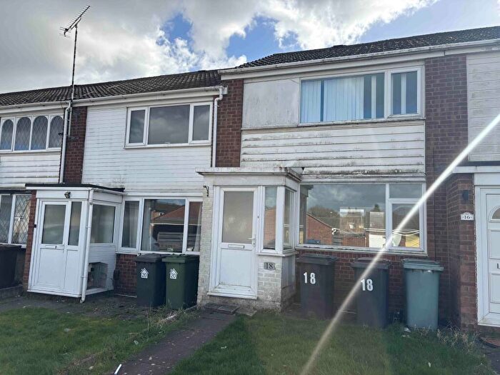 2 Bedroom Mews To Rent In Rosemullion Close, Exhall, CV7