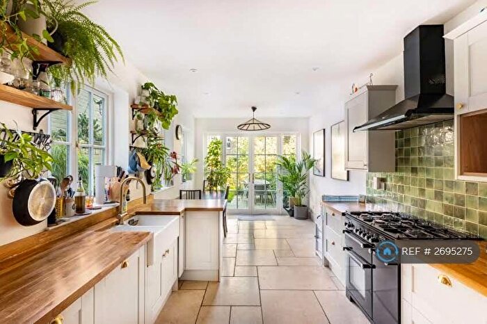 5 Bedroom Terraced House To Rent In Gloucester Road, London, N17