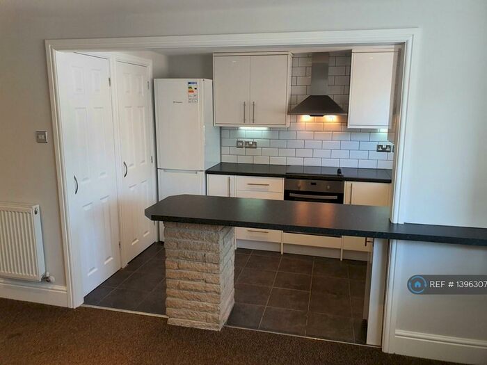 1 Bedroom Flat To Rent In Braithwaite Avenue, Romford, RM7