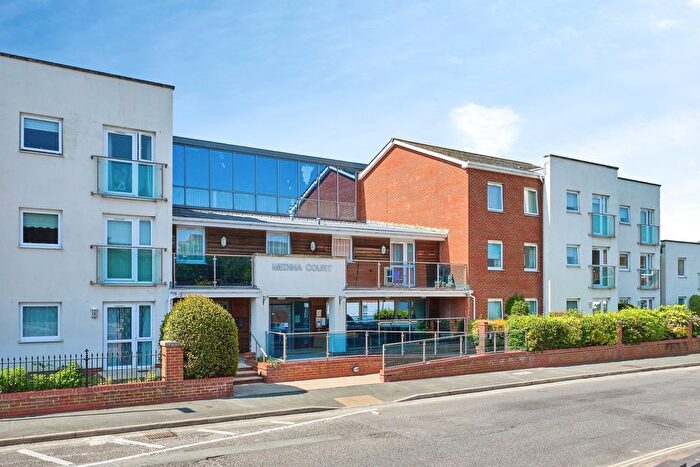 1 Bedroom Property For Sale In Old Westminster Lane, Newport, PO30