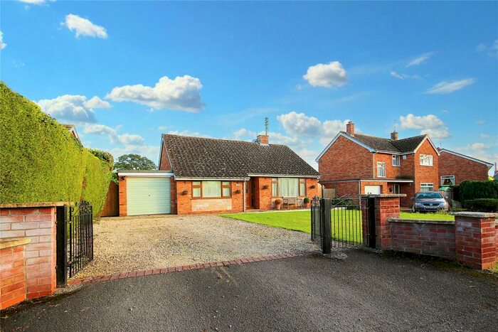 4 Bedroom Bungalow For Sale In School Lane, Ripple, Tewkesbury, Worcestershire, GL20