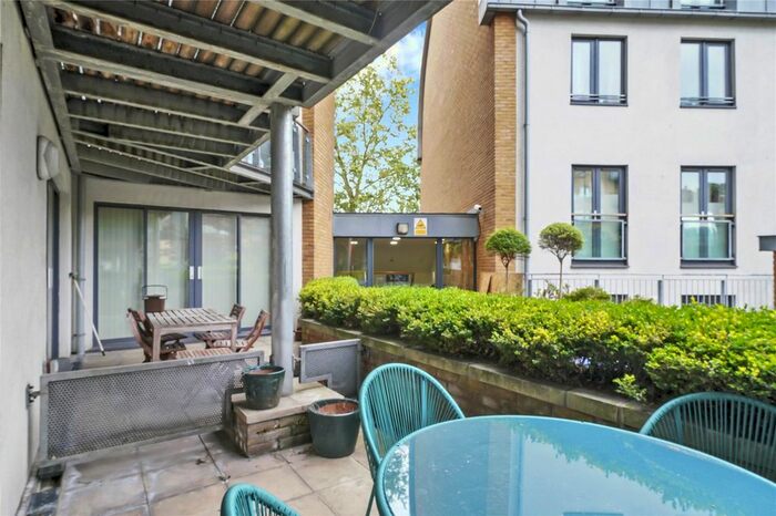 2 Bedroom Flat To Rent In Angel Southside, Owen Street, EC1V