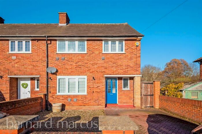 3 Bedroom Terraced House To Rent In Sparrow Farm Drive, Feltham TW14