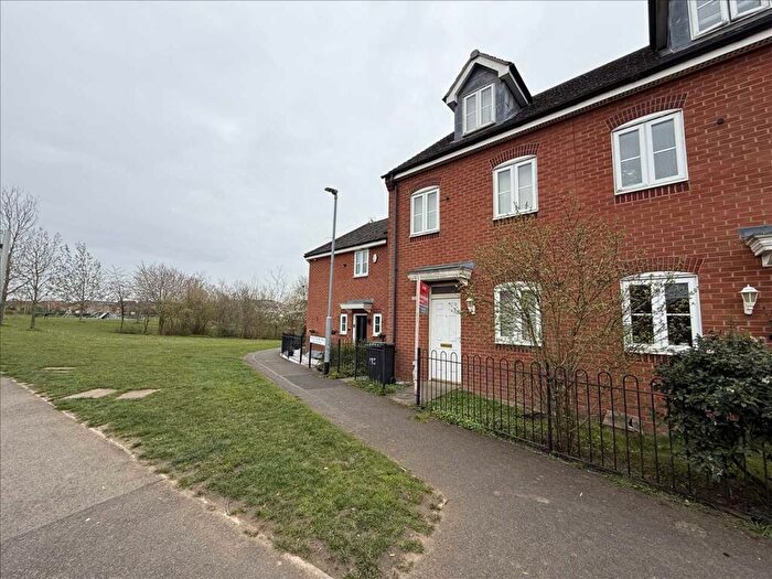 3 Bedroom End Of Terrace House For Sale In Sandringham Walk, Corby, NN18