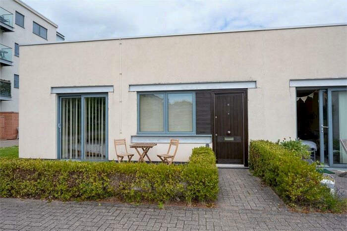 1 Bedroom Flat To Rent In Courtlands, Sully, Hayes Point, Hayes Road, CF64