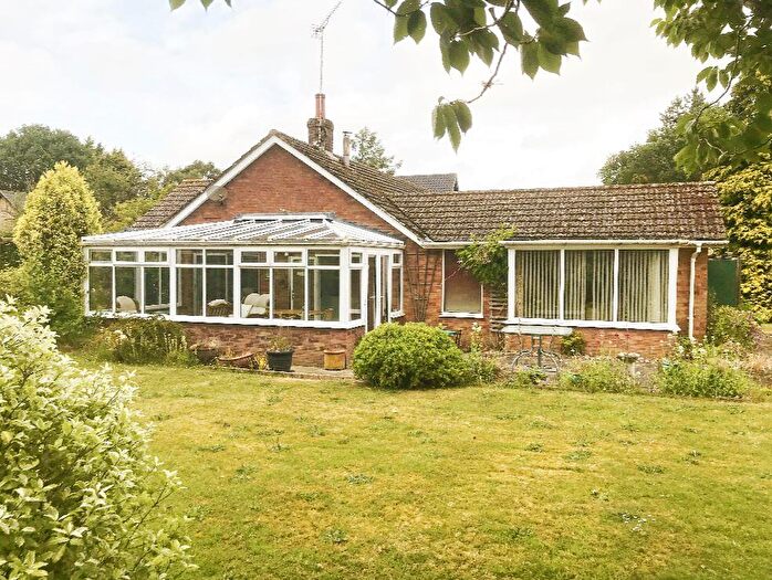 3 Bedroom Detached Bungalow For Sale In Jarvis Drive, NR21