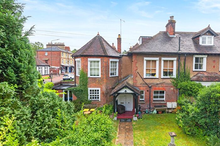 3 Bedroom Flat For Sale In High Street, Seal, Sevenoaks, TN15