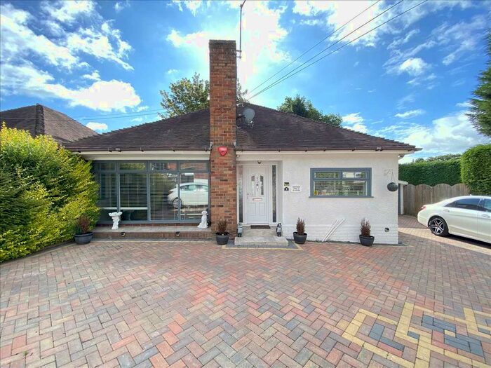3 Bedroom Detached Bungalow For Sale In Lodge Road, St Telford