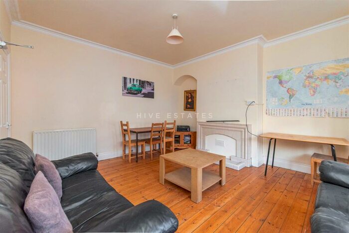 4 Bedroom Semi-Detached House To Rent In Selborne Gardens, Jesmond, Newcastle Upon Tyne, NE2