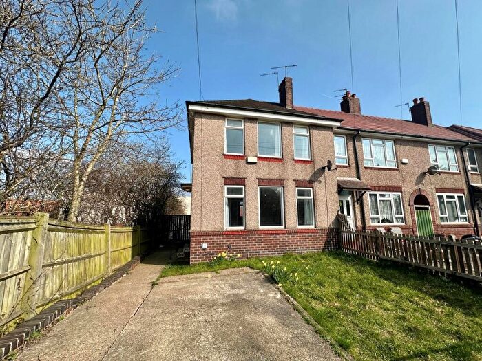 3 Bedroom House To Rent In Dawlands Close, Sheffield, S2