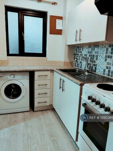 1 Bedroom Semi-Detached House To Rent In Crawford Compton Close, Hornchurch, RM12