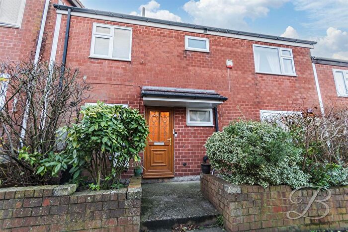 4 Bedroom Terraced House For Sale In Holmesfield Walk, Mansfield, NG18