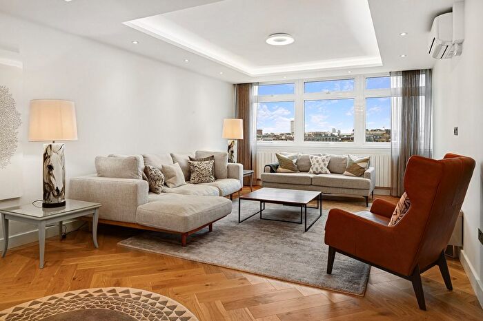 3 Bedroom Flat To Rent In Park Towers, Brick Street, W1J