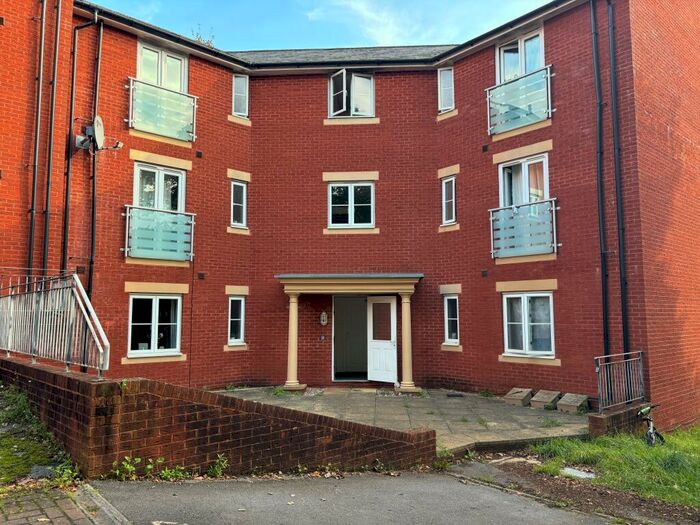 2 Bedroom Apartment To Rent In Dart Walk, Southam Fields, EX2