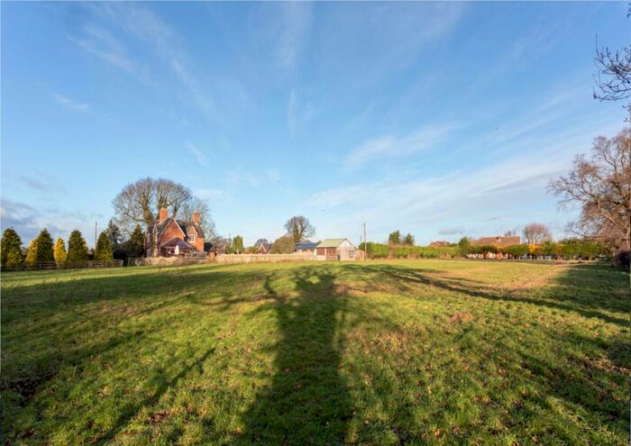 3 Bedroom Detached House For Sale In Linton Woods Lane, Linton On Ouse, York, YO30