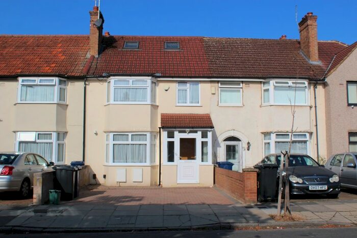 3 Bedroom Terraced House To Rent In Ennismore Avenue, Greenford, Greater London, UB6