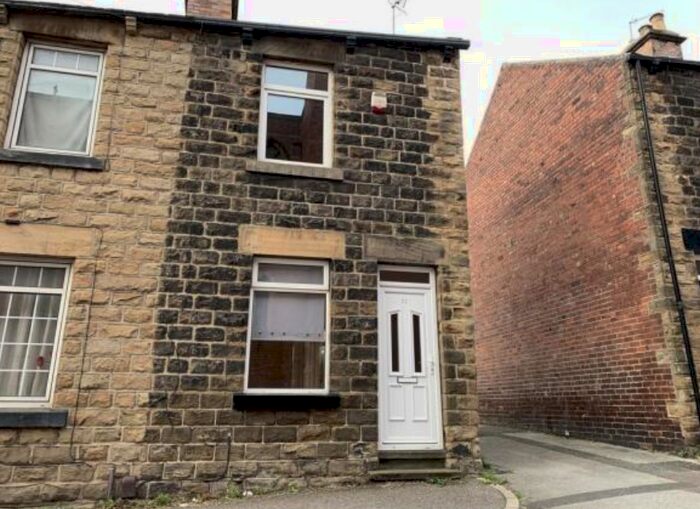 2 Bedroom End Of Terrace House To Rent In Brinckman Street, Barnsley, S70
