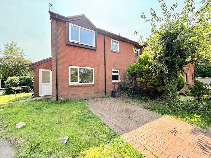 1 Bedroom End Terrace House For Sale In Cygnus Gardens, Dibden, Southampton, SO45