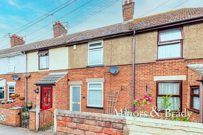 2 Bedroom Terraced House To Rent In Elm Road, Caister-On-Sea, Great Yarmouth NR30