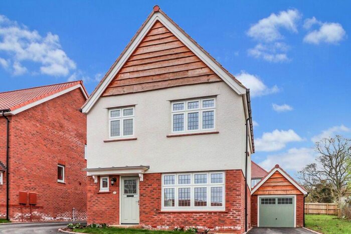 3 Bedroom House To Rent In Leckhampton, GL53