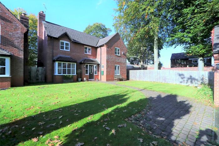 4 Bedroom Detached House To Rent In Astley Hall Drive, Astley, Tyldesley, Manchester M29