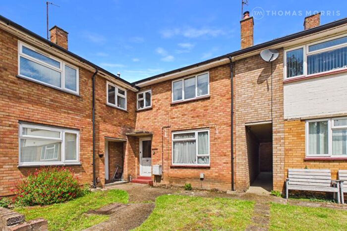 4 Bedroom Terraced House For Sale In Fairlands, Biggleswade, Bedfordshire, SG18