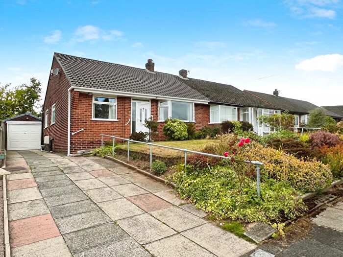 2 Bedroom Semi-Detached Bungalow For Sale In Well Grove, Whitefield, M45