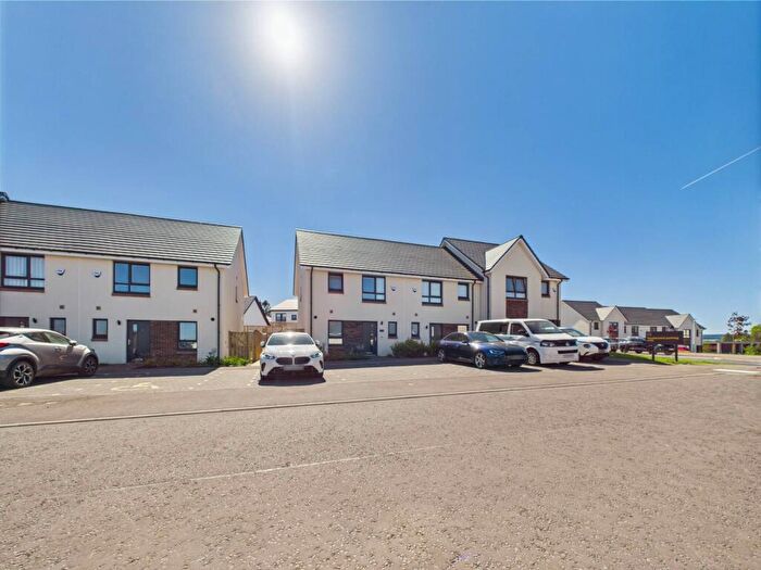 3 Bedroom Semi-Detached House To Rent In Earnshaw Lane, Jackton, G75