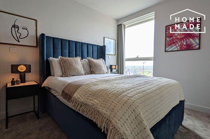 1 Bedroom Flat To Rent In Angel Gardens, M4