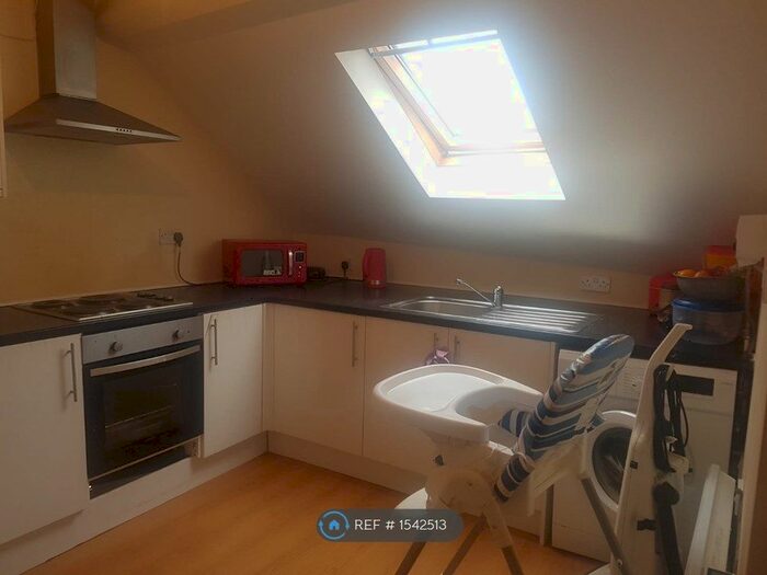 3 Bedroom Flat To Rent In Cambridge Street, Leicester, LE3