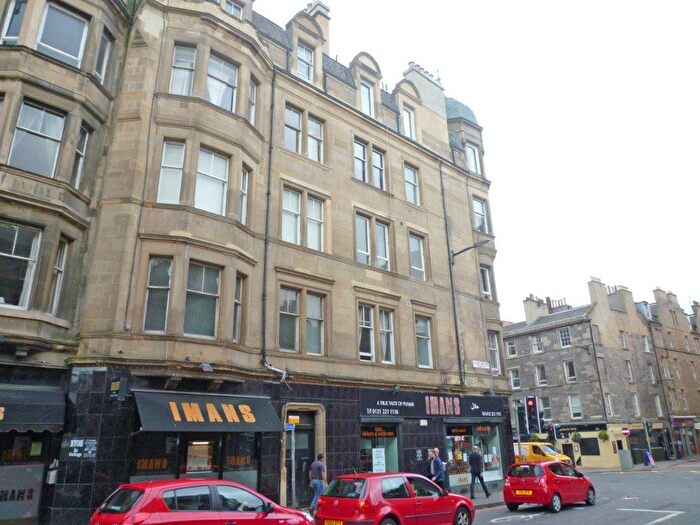 3 Bedroom Flat To Rent In Lochrin Buildings, Edinburgh, Midlothian, EH3