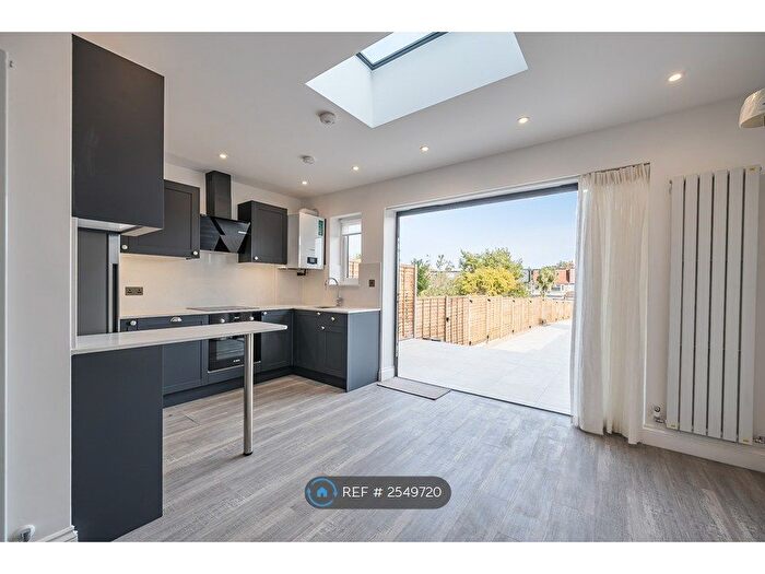 5 Bedroom Terraced House To Rent In St. Margarets Avenue, Cheam, Sutton, SM3