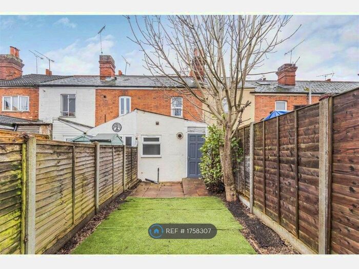2 Bedroom Terraced House To Rent In Cranbury Road, Reading, RG30