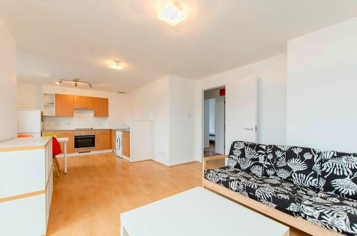 2 Bedroom Flat To Rent In Cremer Street, Shoreditch, London, E2