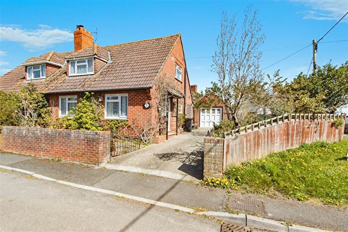 3 Bedroom Semi-Detached House For Sale In Old Orchard Close, Lydlinch, Sturminster Newton, DT10