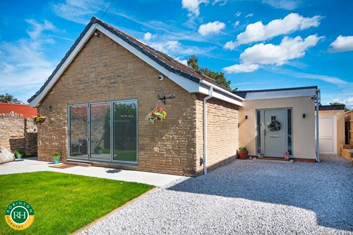 4 Bedroom Detached House For Sale In Wilsic Road, Tickhill, Doncaster, DN11