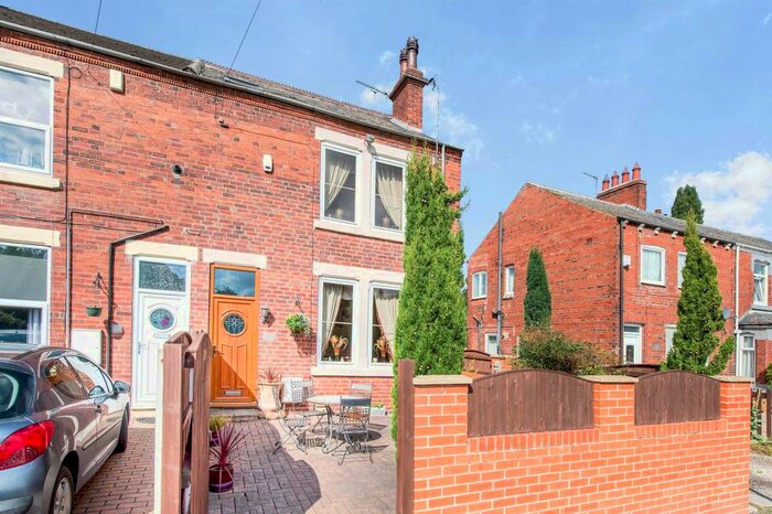 3 Bedroom Terraced House To Rent In Pontefract Road, Ferrybridge, Knottingley WF11