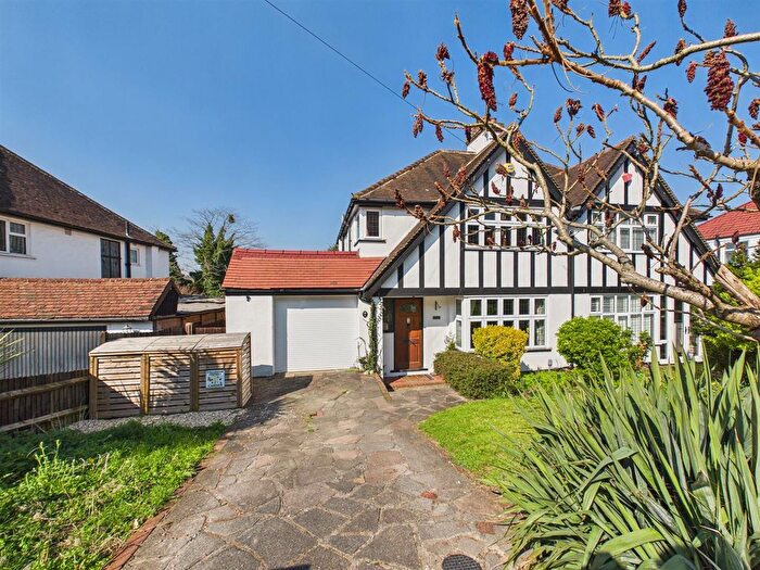 3 Bedroom Semi Detached House For Sale In Petersfield Crescent, Coulsdon, CR5