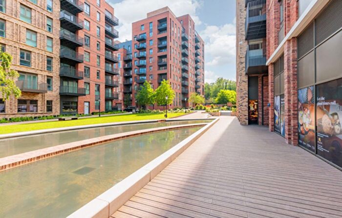 1 Bedroom Flat For Sale In Alexandra Gate, London, N8