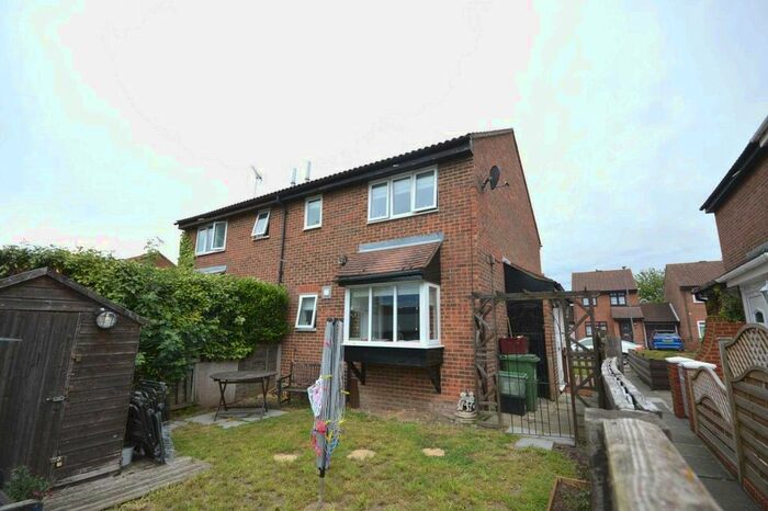 1 Bedroom End Of Terrace House To Rent In Blakemore Way, Priory Garden DA17